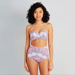 M o d C l o t h • Bikini